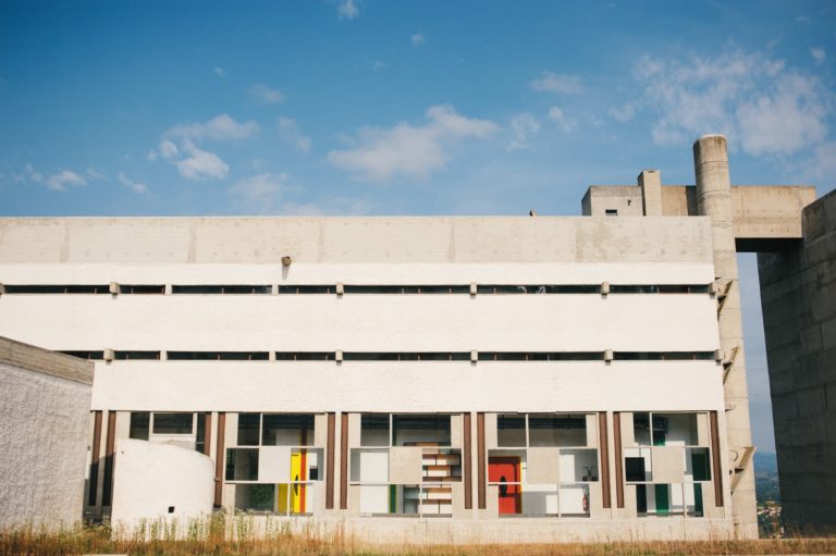 Le Corbusier Plans Online: kompletných 325 projektov architekta