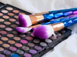 pink and brown makeup brush set